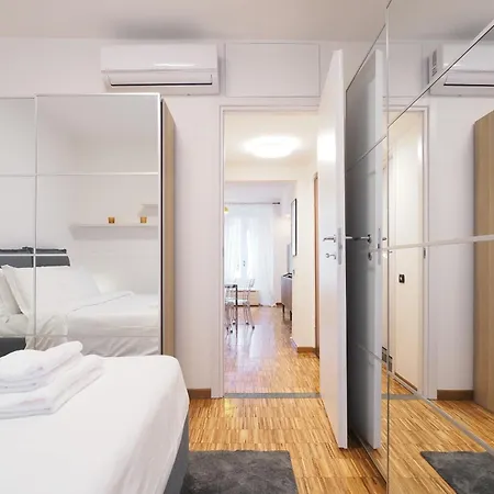 Arco Della Pace Charming Διαμέρισμα