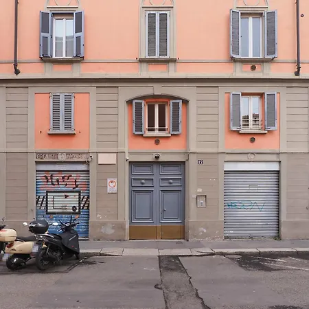 Διαμέρισμα Arco Della Pace Charming *